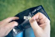 «Небачені грошиська». Освітяни показали вересневі аванси по 1500 гривень
