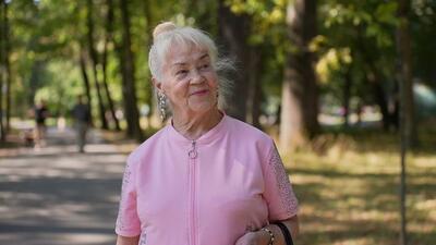 Викладає фізкультуру у школі у 84 роки: історія Юлії Дольст із Вінниці