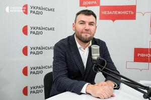 Радіодиктант національної єдності – 2026: Суспільне оголосило автора та читців