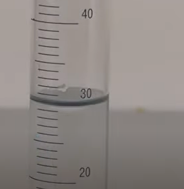 1100lrxh-8702-366x377.png